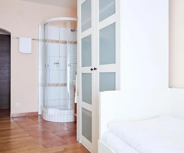 Отель San Marco Ланнах