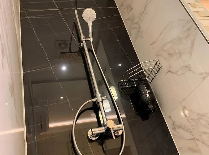 Отель San Marco Ланнах